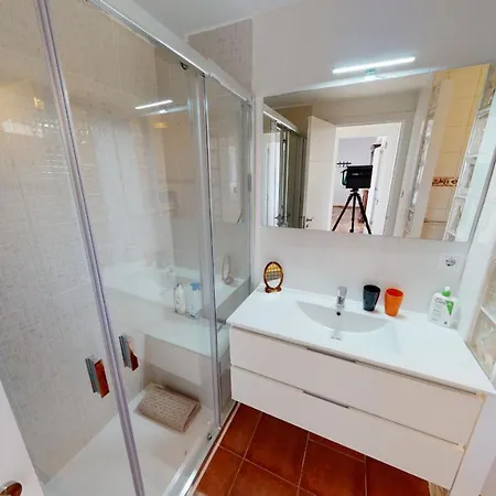 Olimpo Ii The Cruise - Front Line * Fuengirola