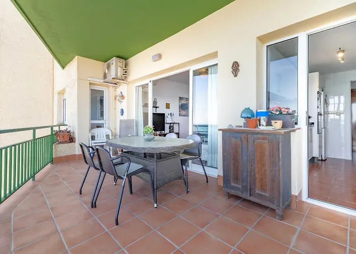 Olimpo Ii The Cruise - Front Line * Fuengirola